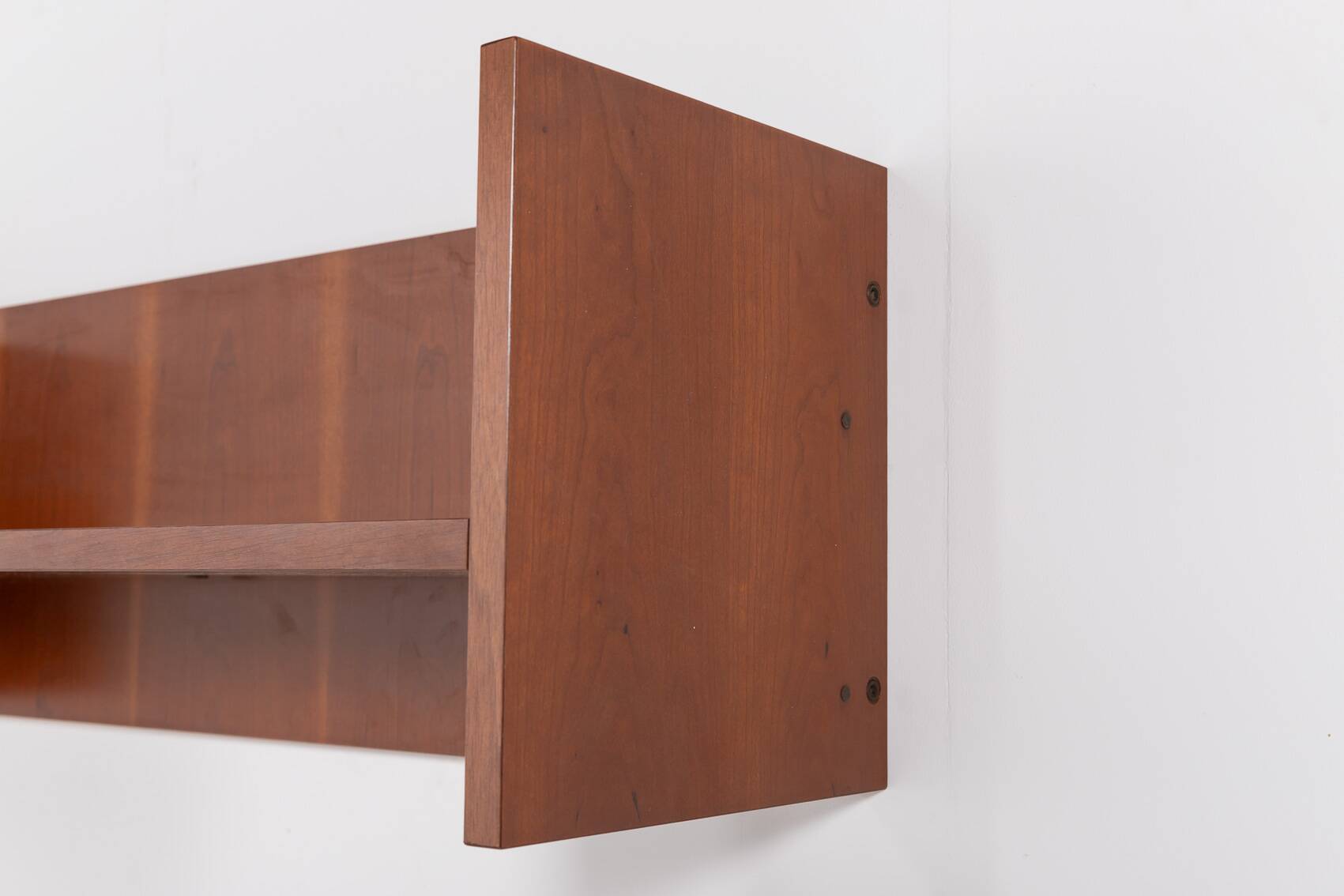 1980’s Vintage Italian design wall shelf/bookshelf
