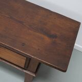Table basse rustique en châtaignier de style campagnard espagnol du XIXe siècle