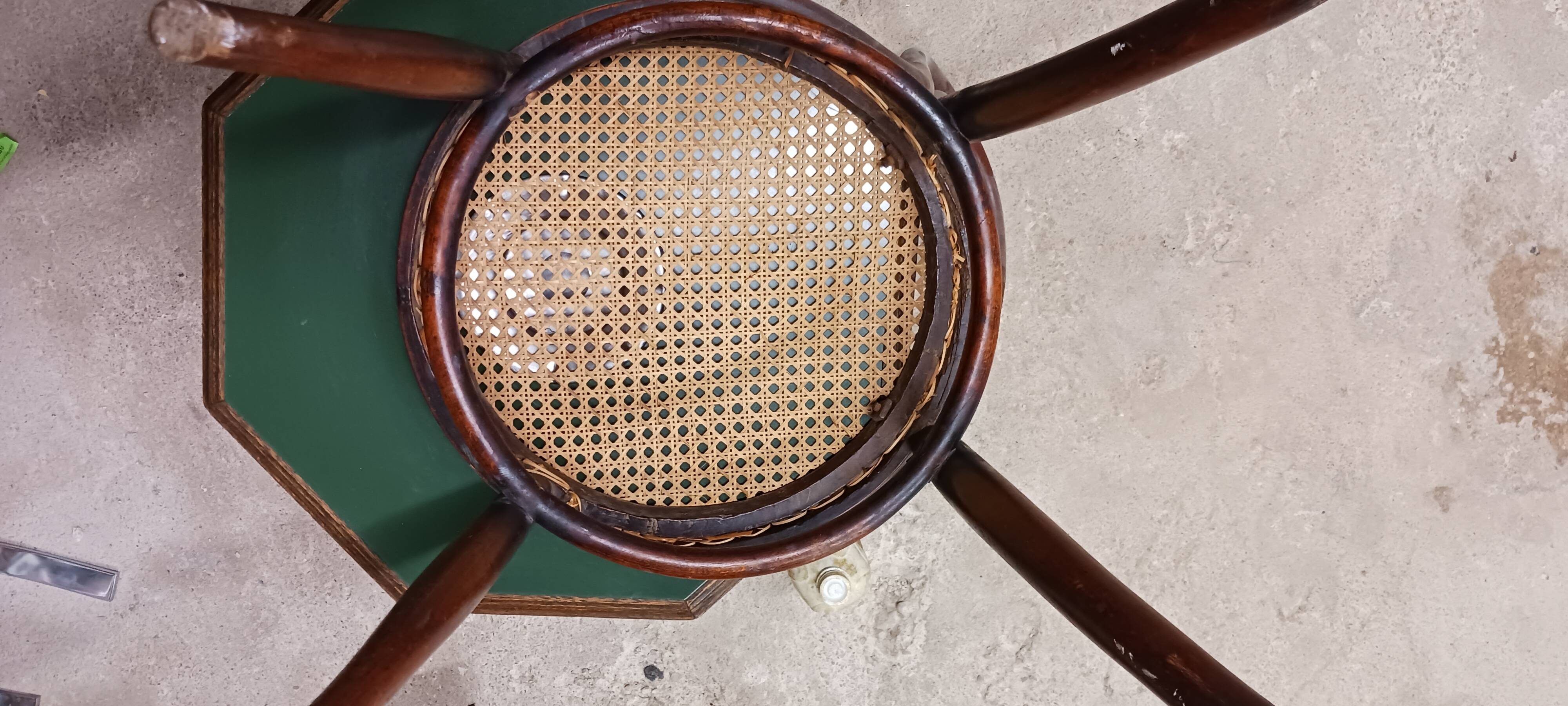 Bistro chair bentwood 1900 canning