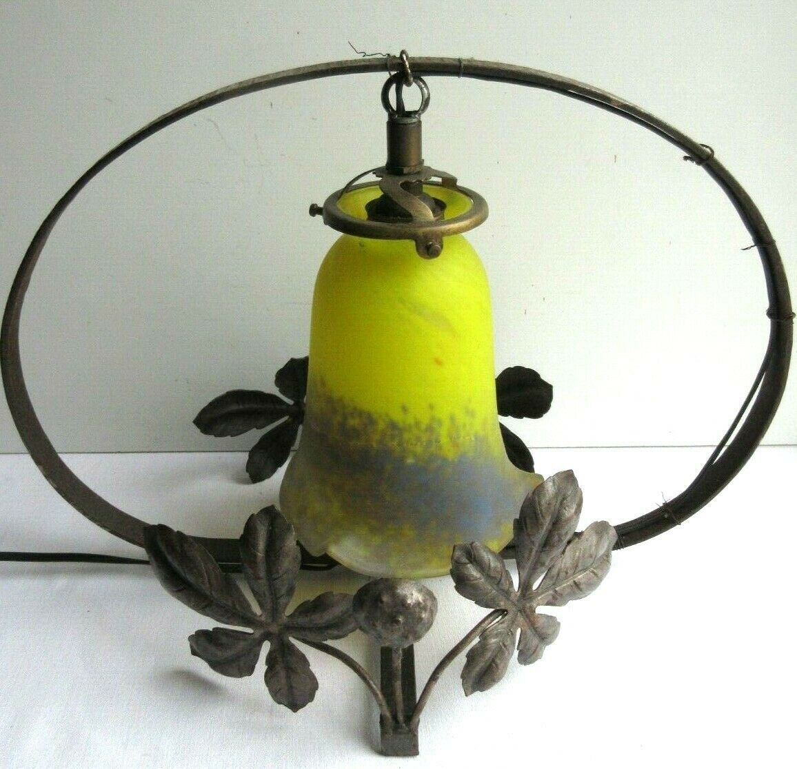Art Nouveau table lamp, chestnut deco, tulip glass paste Muller Degué