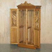 Armoire vintage sculptée main style Art Nouveau
