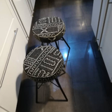 Tabouret noir en bogolan - pieds en fer