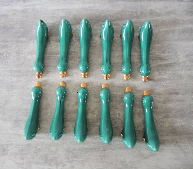 12 Old Duck Knife Holders in Green Ceramic