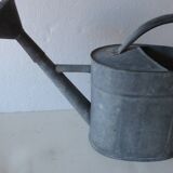 Zinc watering can