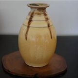 Vase en céramique vernissé jaune