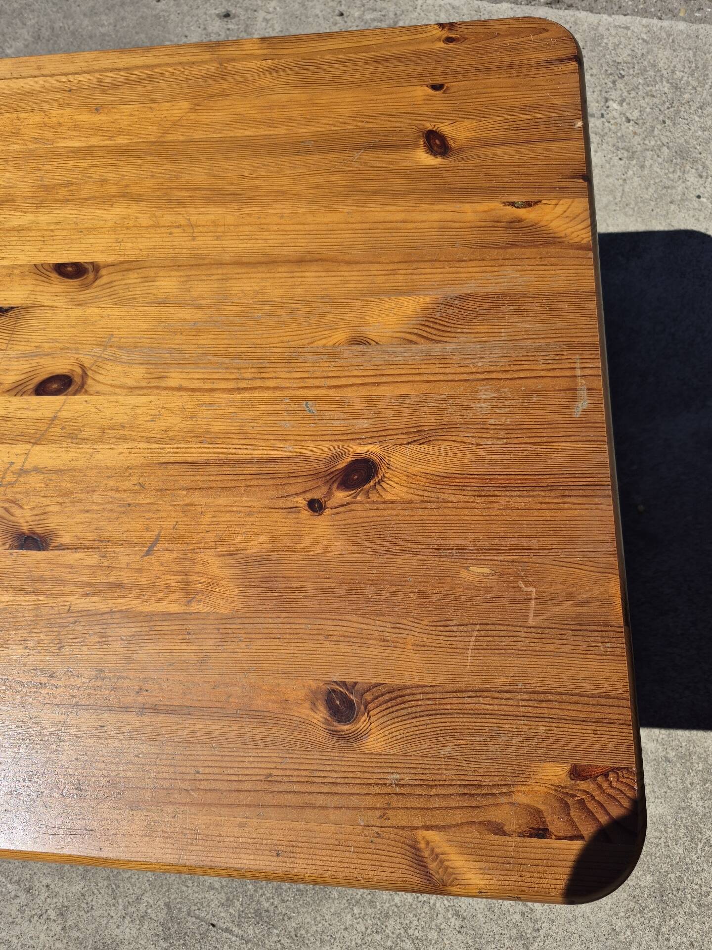 Vintage set pine coffee table and corner table
