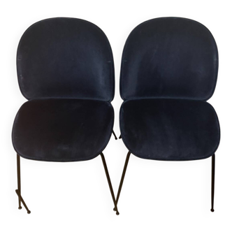 Gubi blue velvet chair