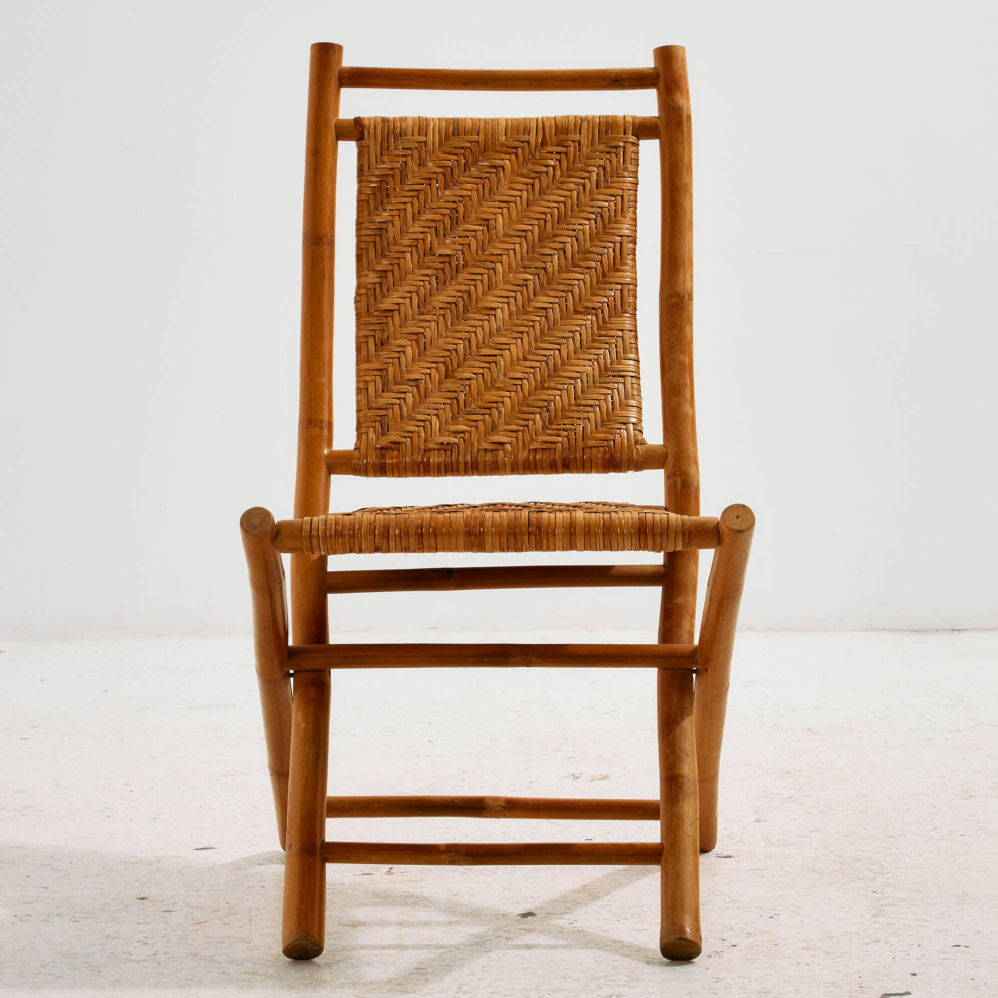 Foldable bamboo chair