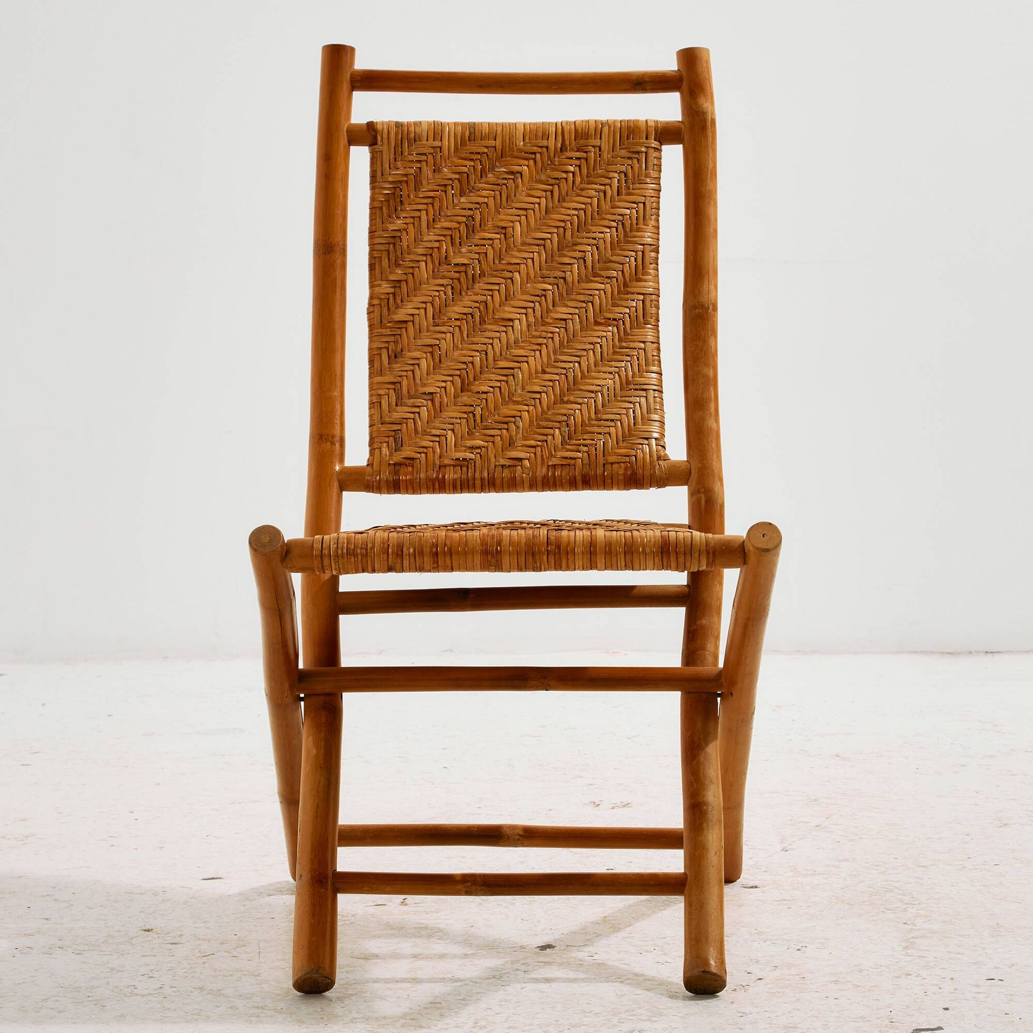 Foldable bamboo chair