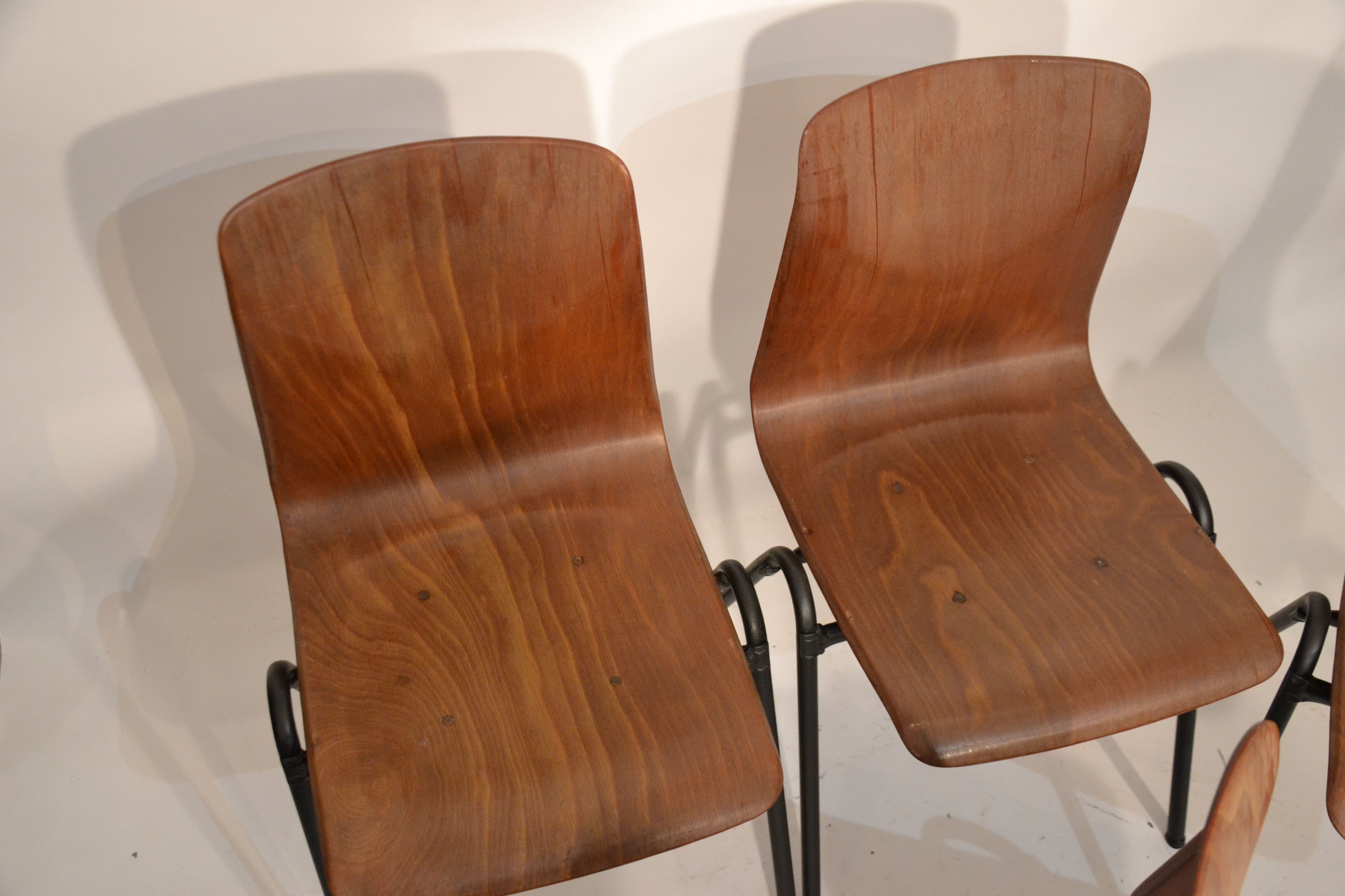 Set of 4 chairs stackable Pagholz