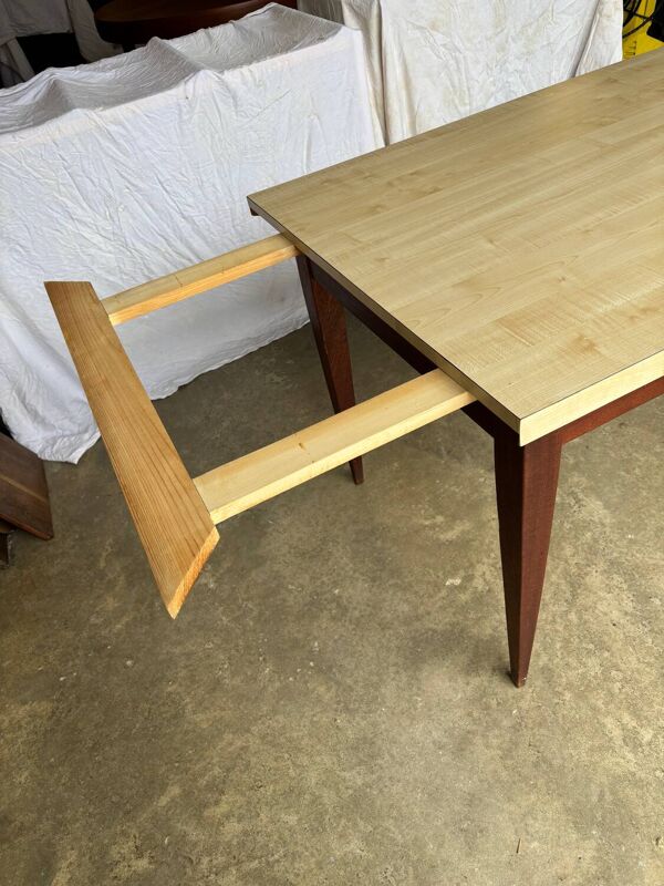 Table de cuisine vintage