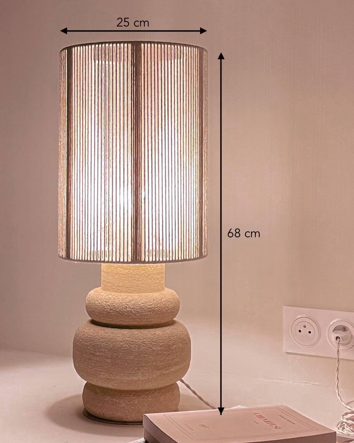 Gard stone lamp and woven cotton thread lampshade