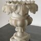 Vase sculpté en marbre