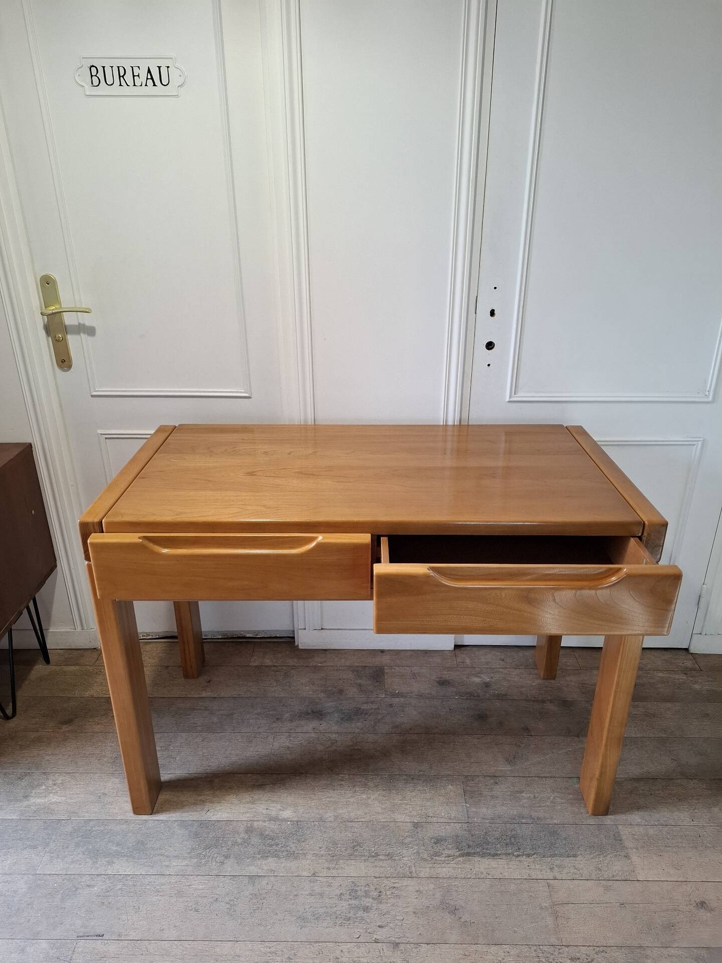 Bureau Maison Regain