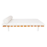 Barcelona daybed by Ludwig Mies van der Rohe fro Knoll, 1980s