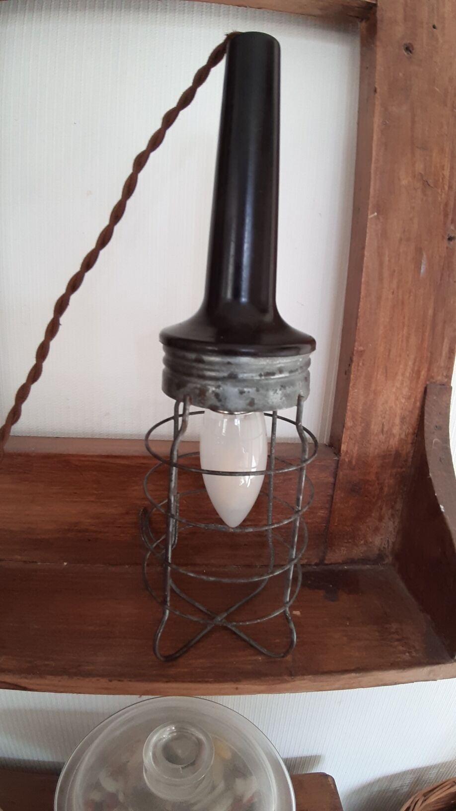 Vintage walking lamp