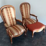Fauteuils Voltaire en noyer