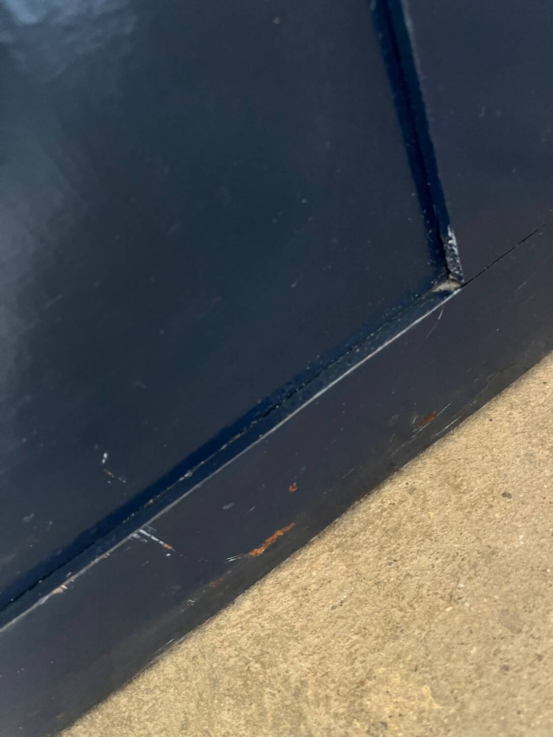 Old office from the 80s repainted in blue