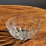 Small vintage Arcoroc Codec glass salad bowl with stylized petal patterns