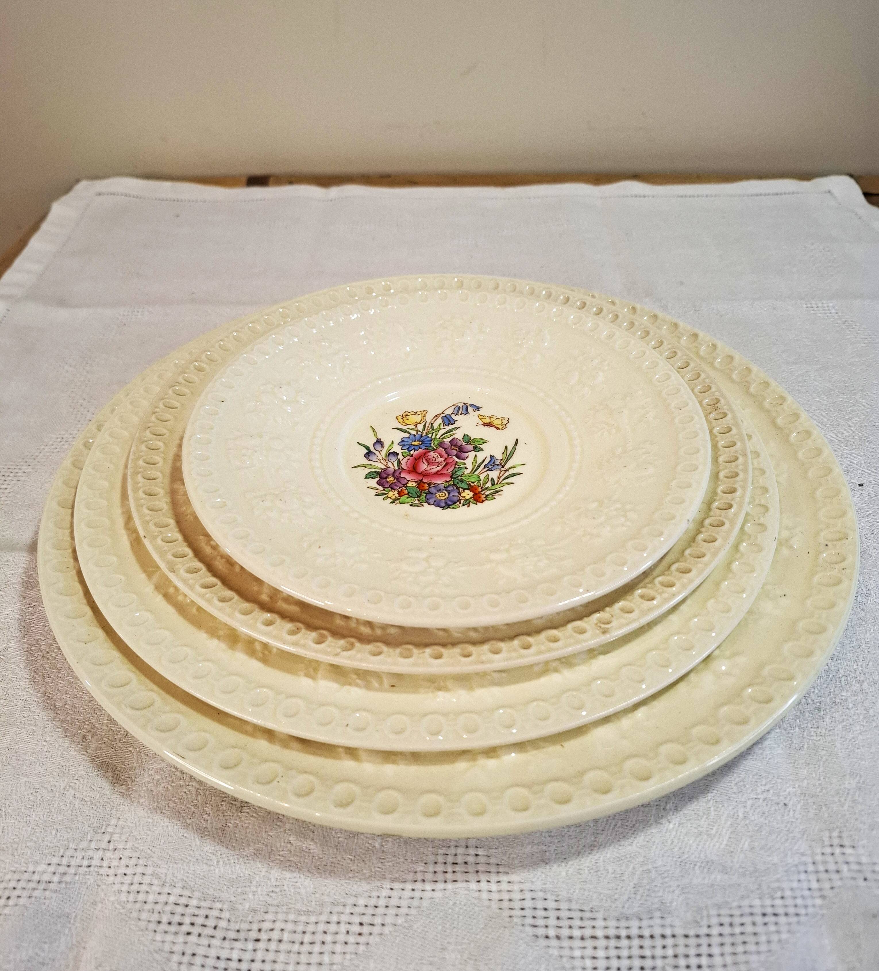 English plates Wedgwood Wellesley