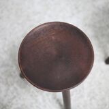 Paire de tabourets tripodes en bois. France, circa 1960