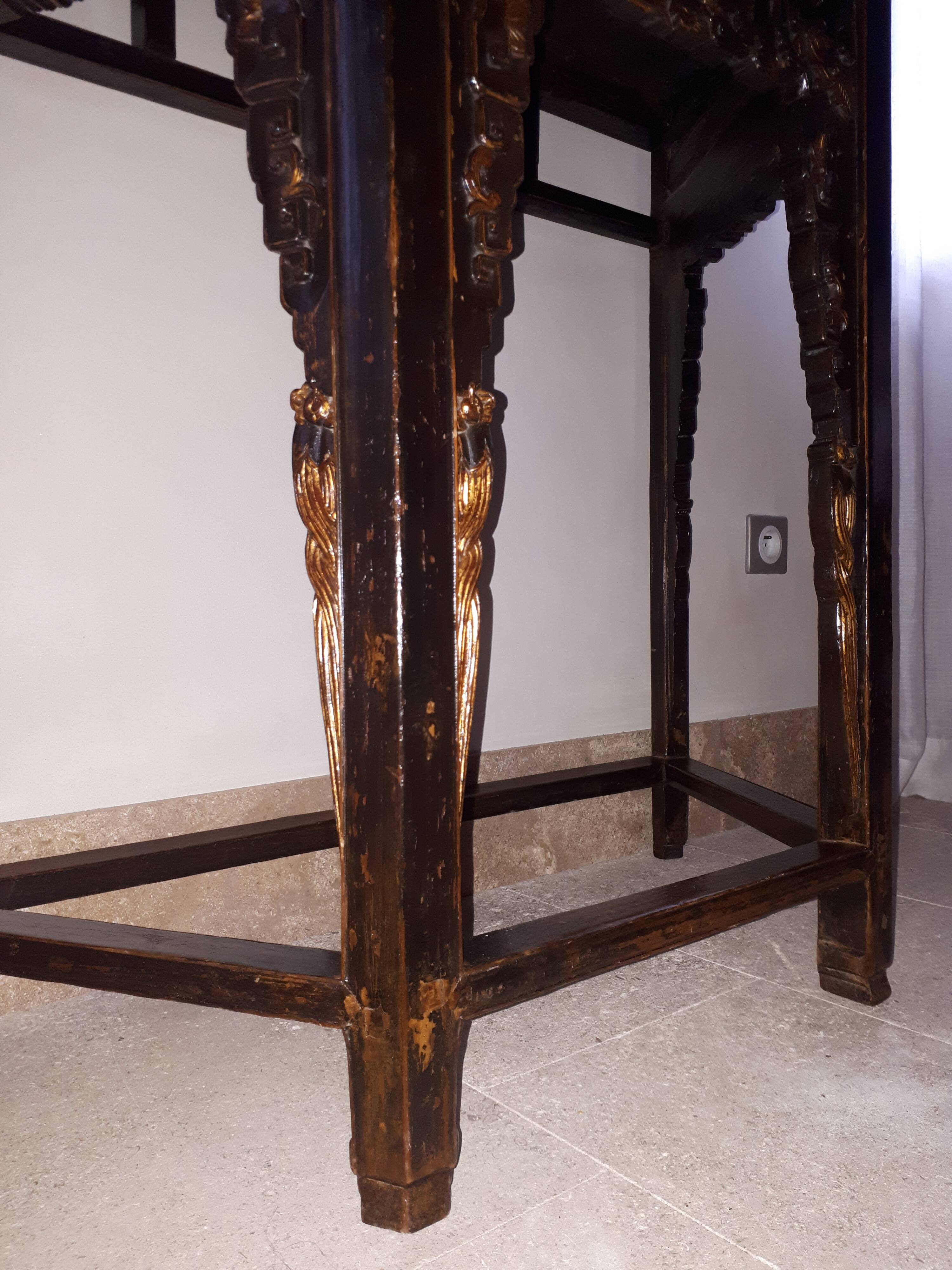 Antique Chinese lacquered wood console, China Qing Dynasty