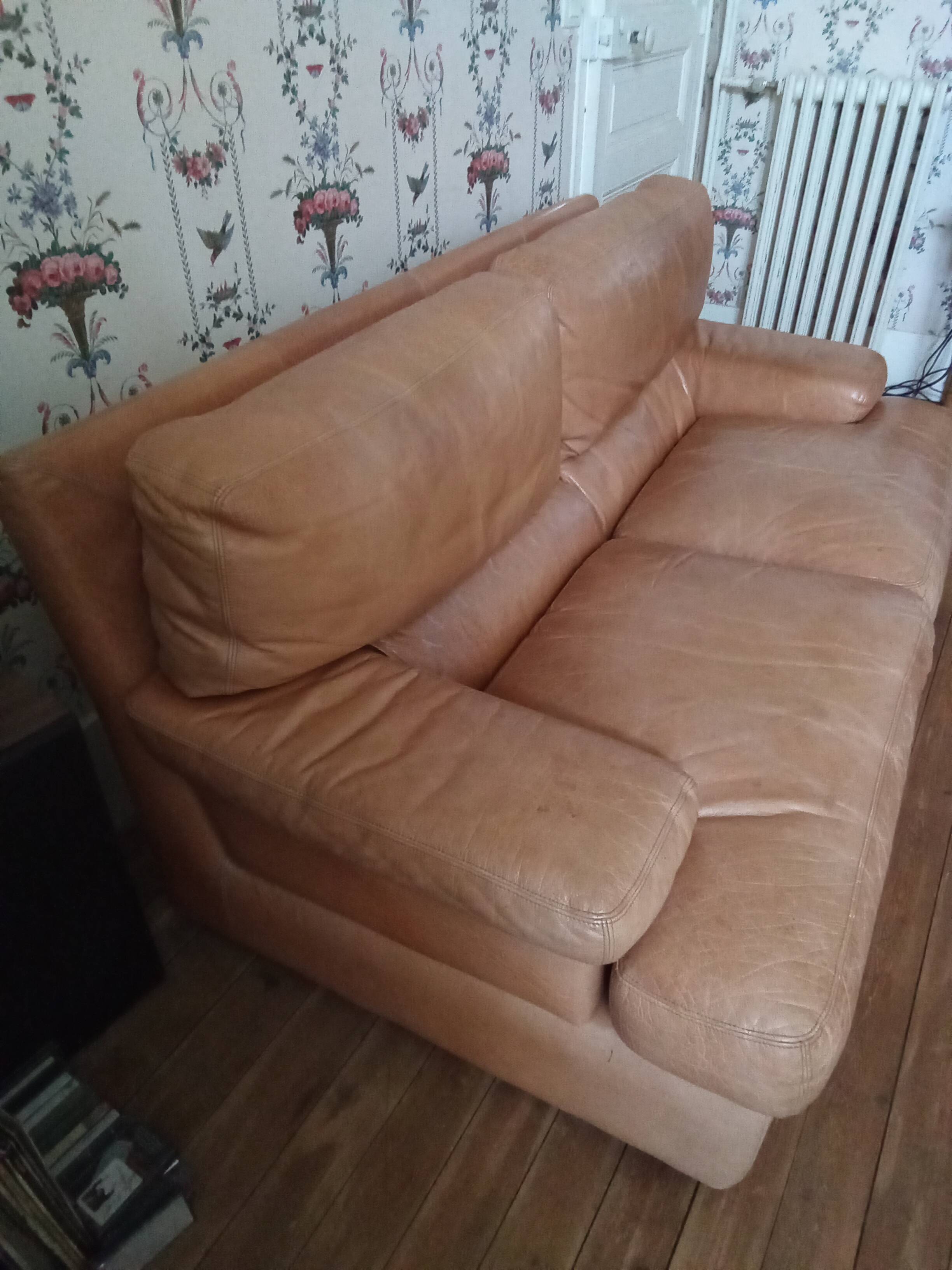 1970s leather sofa