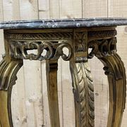 Sellette en bois doré et dessus marbre - fabrication des années 70