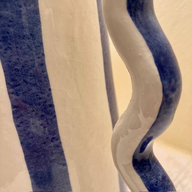 Graphic vase