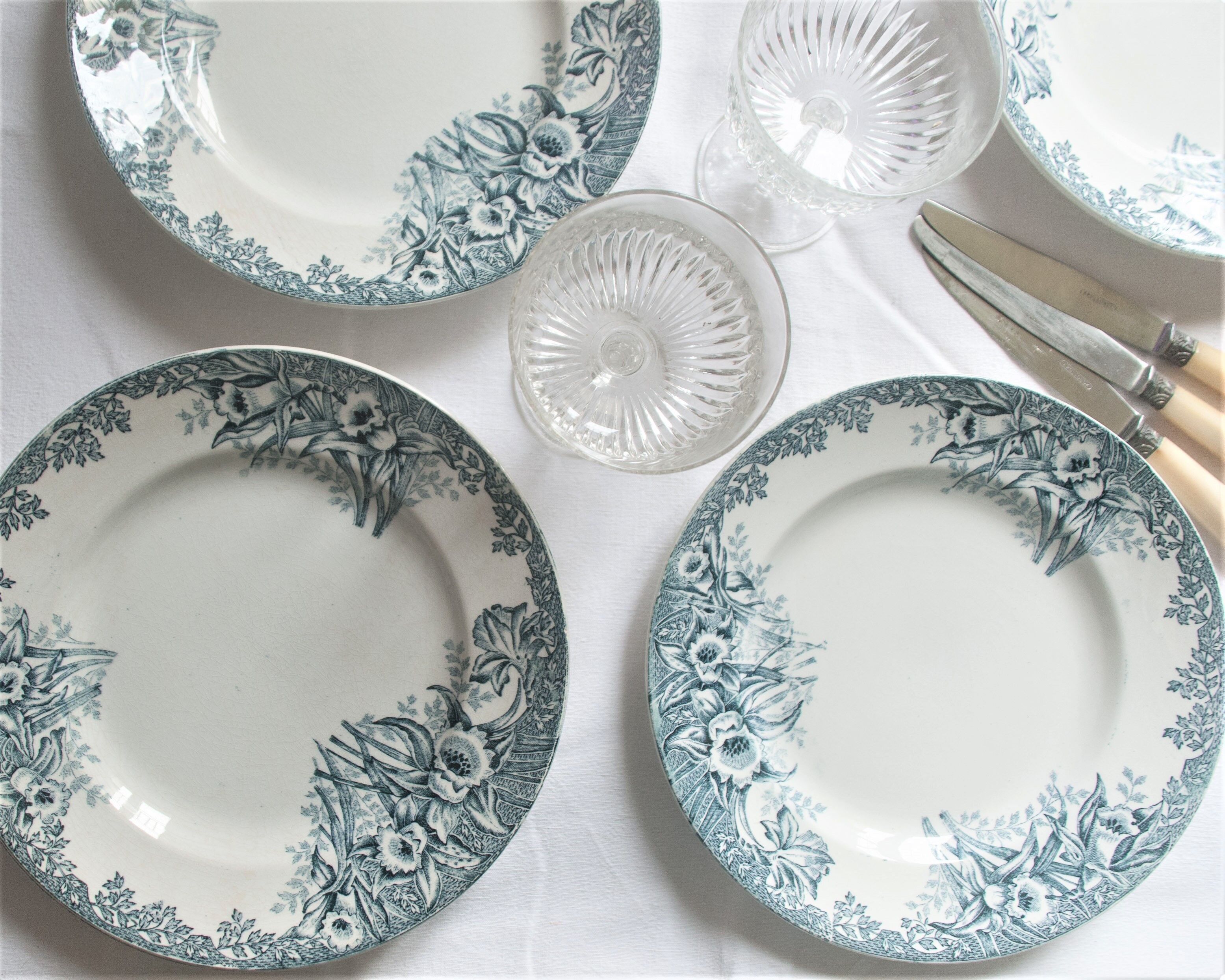 Old 4 plates "Narcisses"