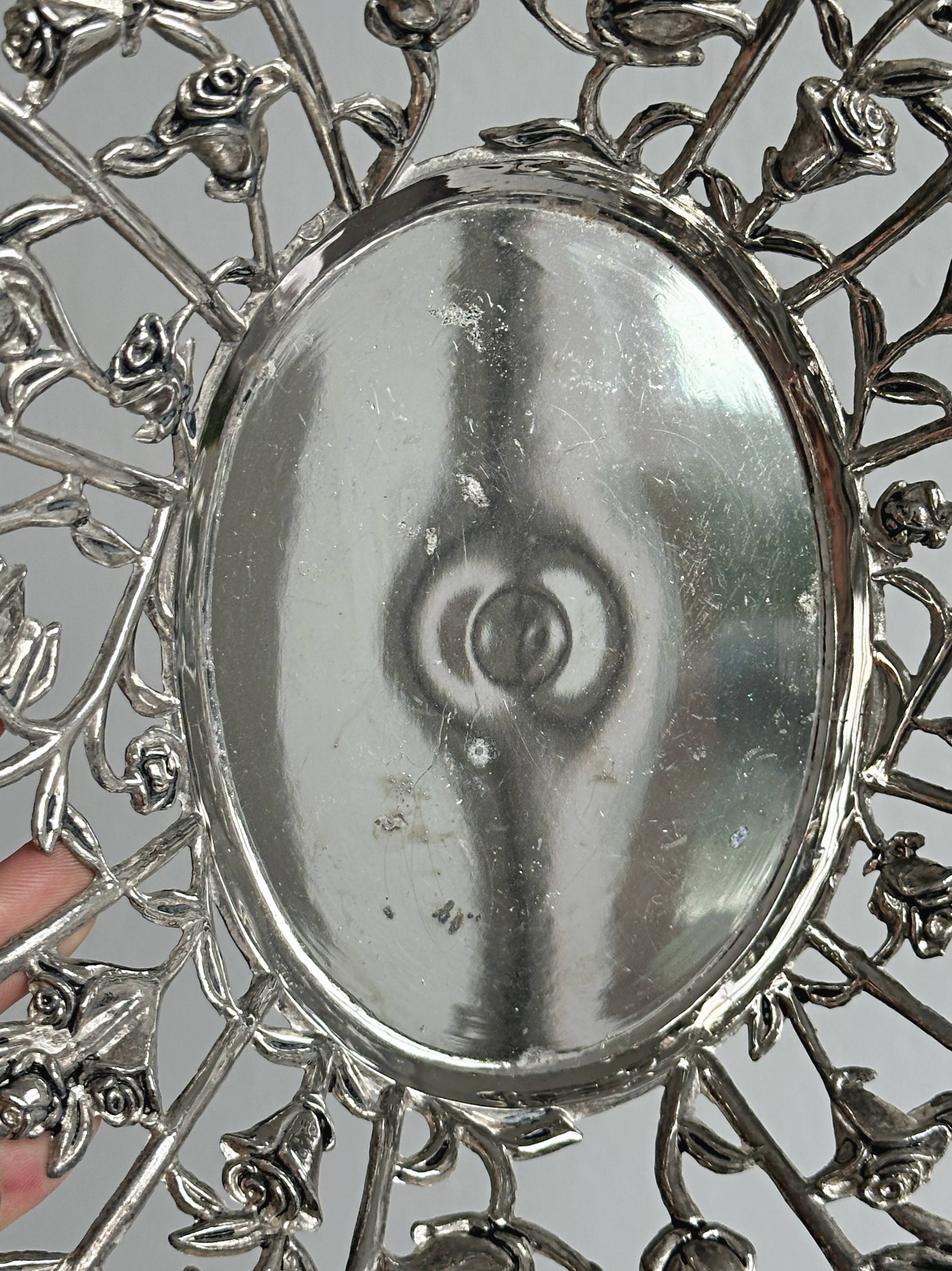 Silver-plated openwork metal stand