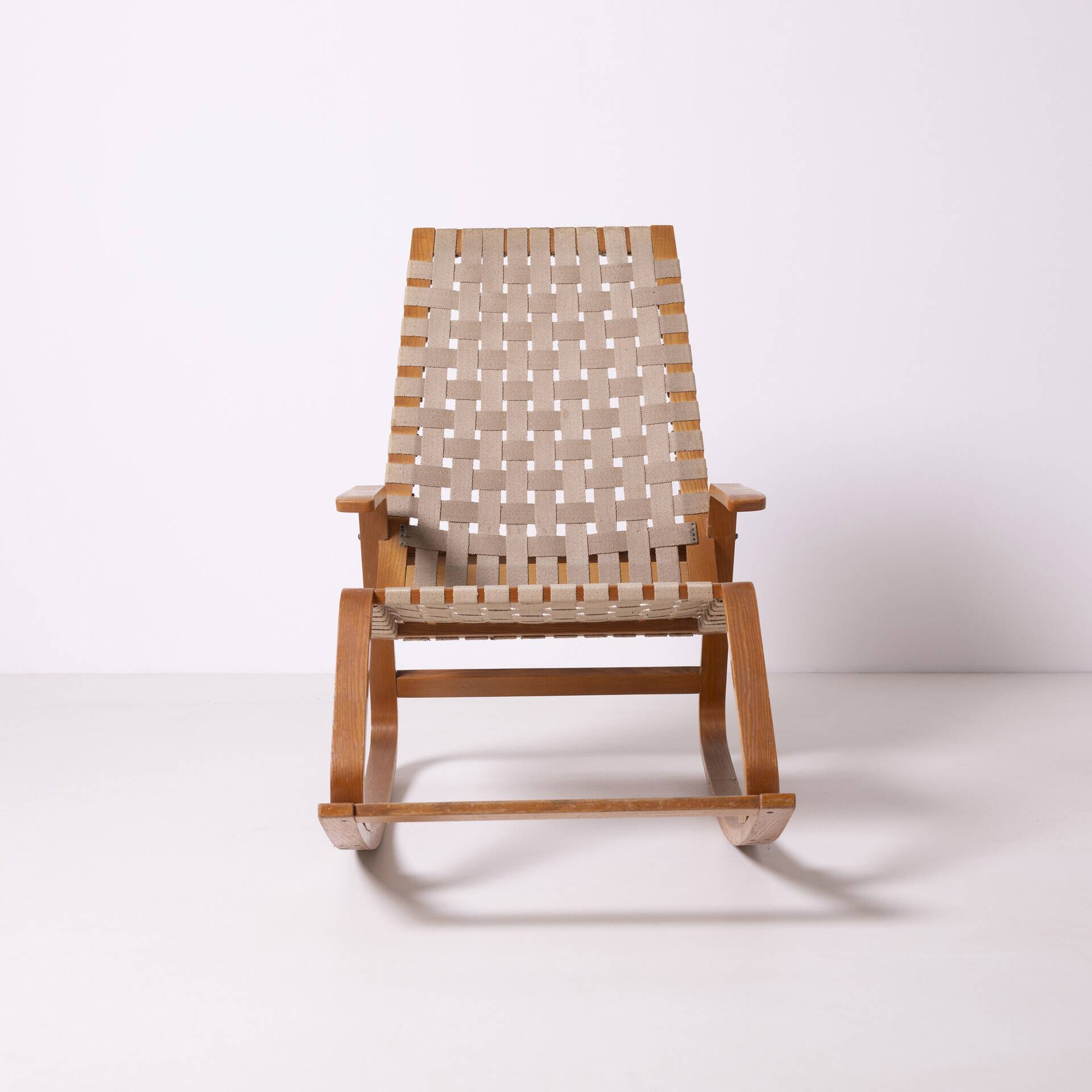 Bentwood rocking chair by Ludvik Volak, Holesov, Czechoslovakia, 1960s