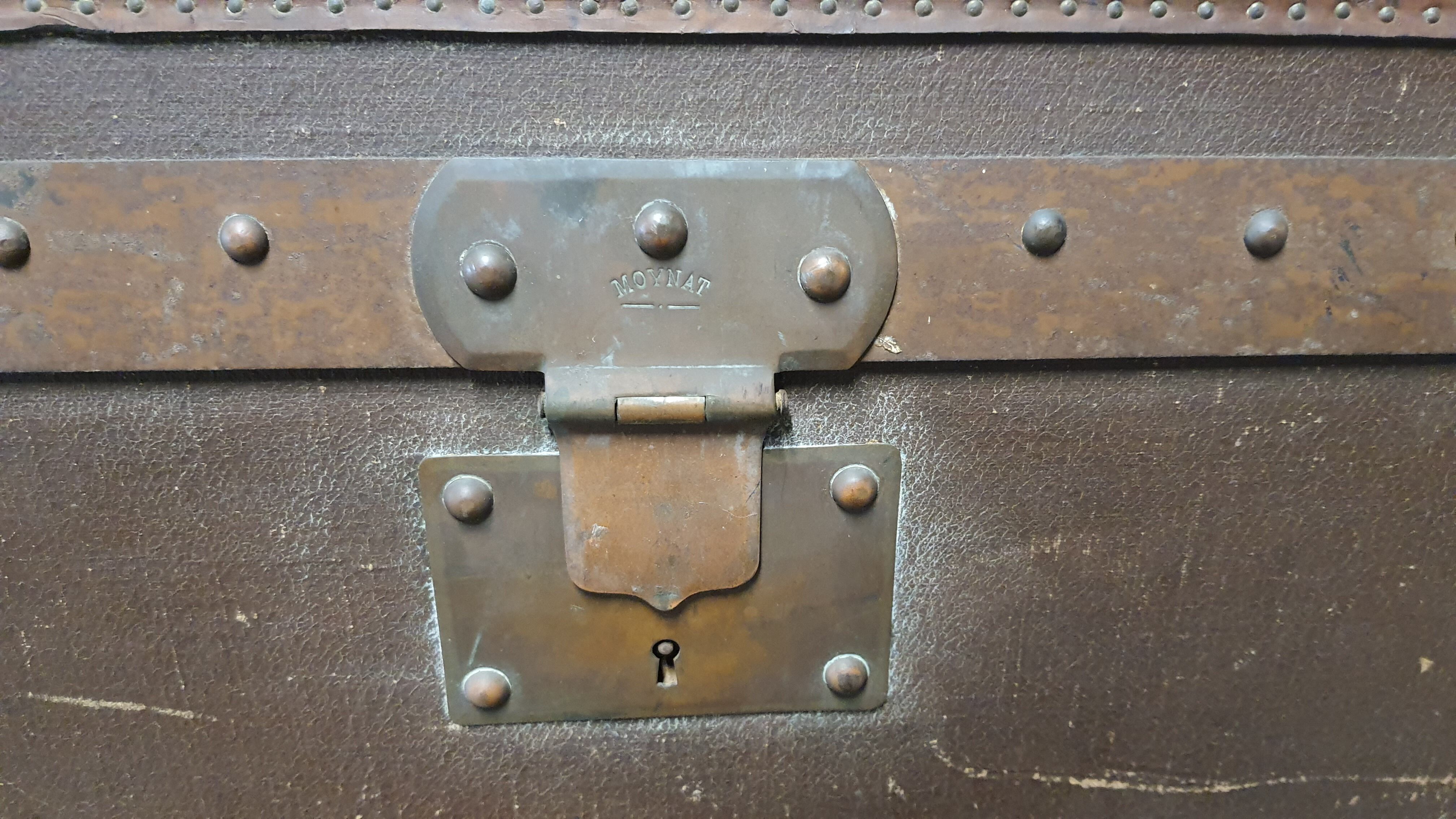 Travel trunk "Moynat"