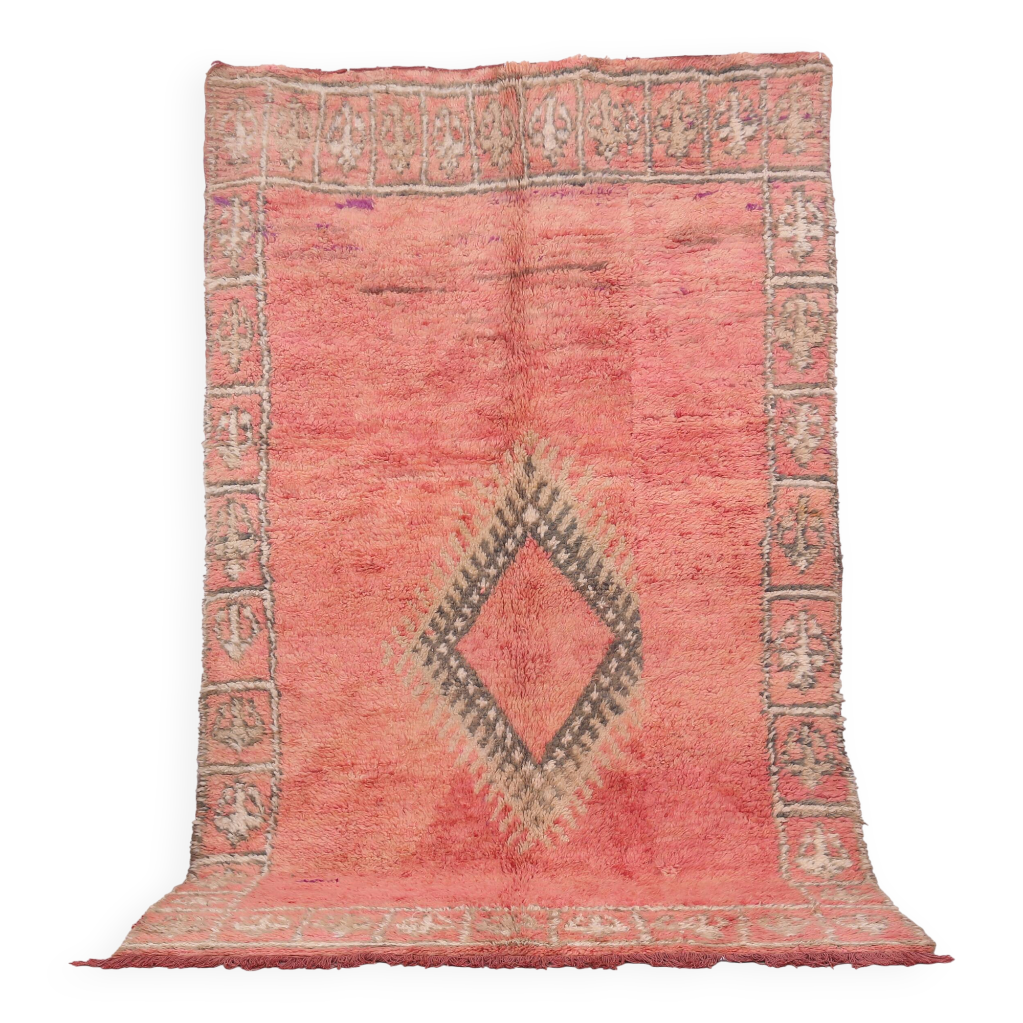Tapis marocain berbère vintage en laine rose fait main