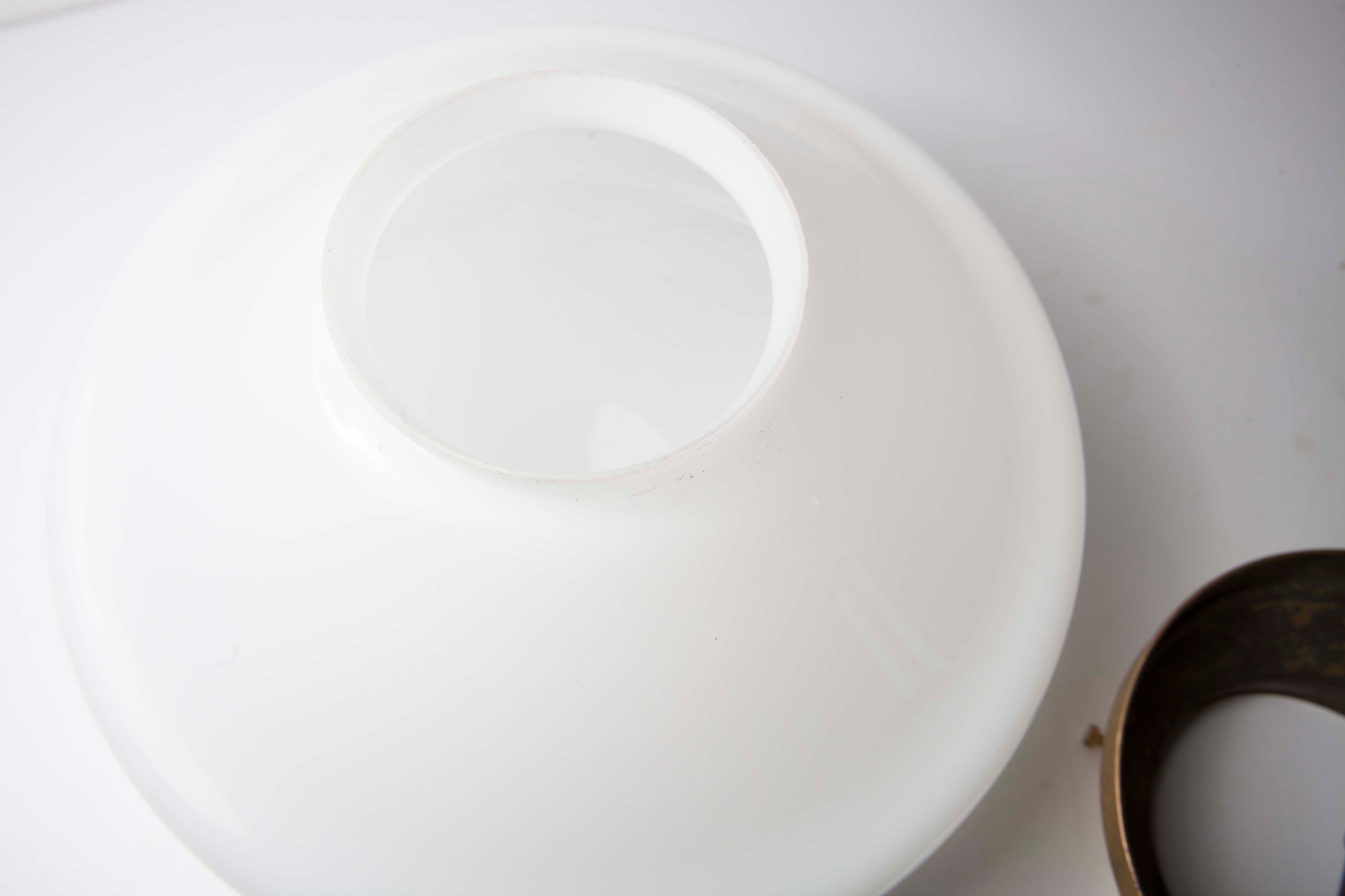 Globe opaline and brass plafon d30cm