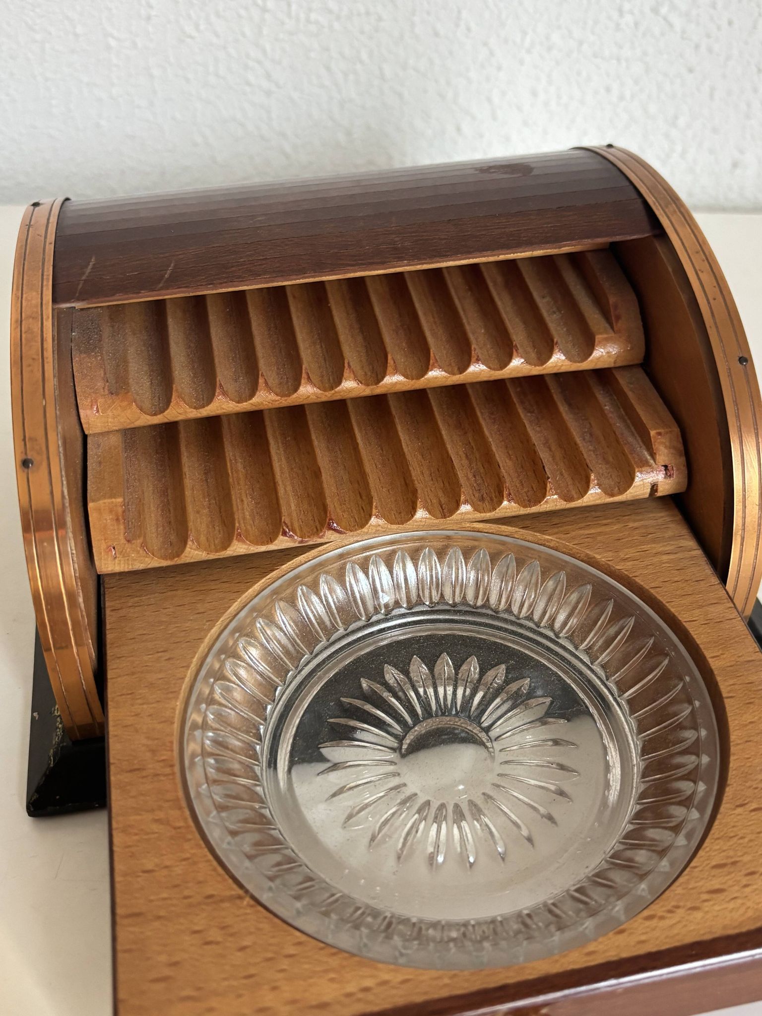 Vintage 1960 cigarette holder ashtray dispenser wood metal - 19 x 15 cm