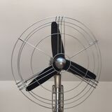 Hovan Meh standing fan