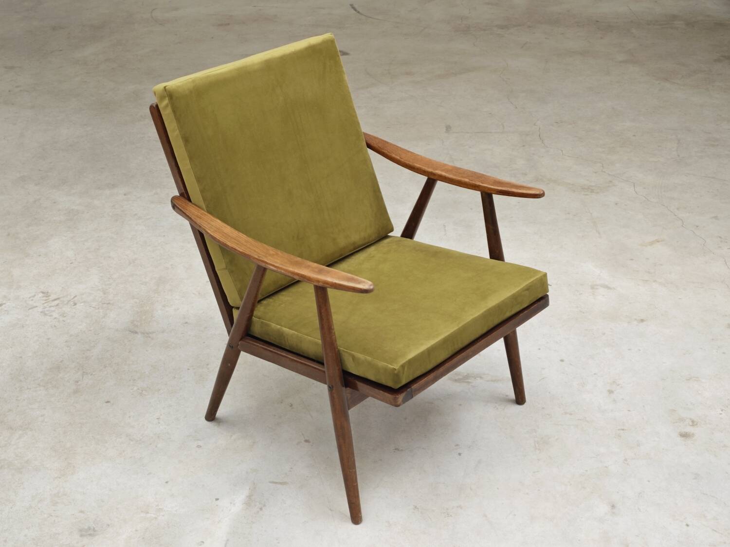 Boomerang armchair by Antonin Suman for Ton Bystrice Thonet 1960