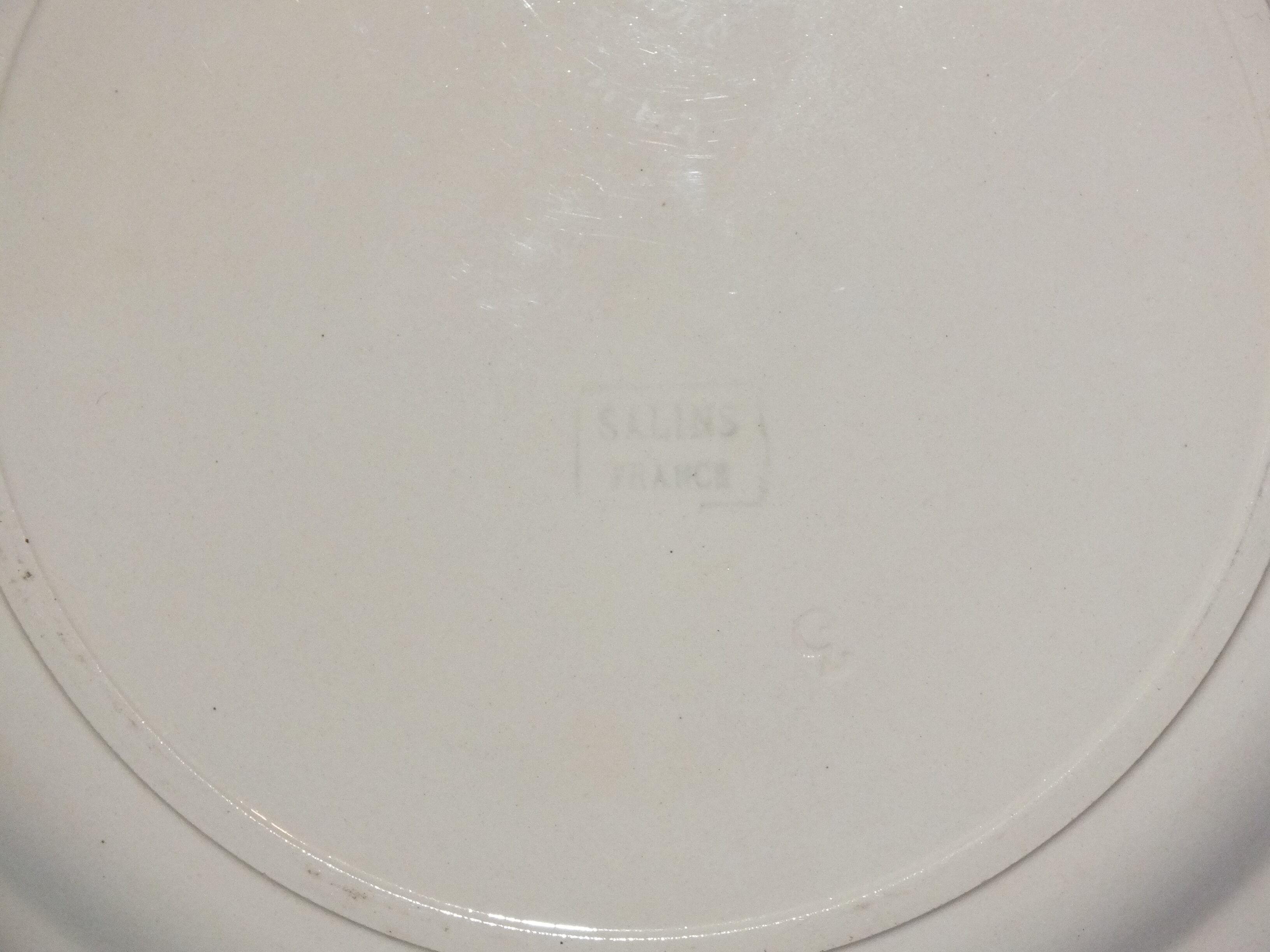 Vintage round dish in earthenware from Salins France - 29 cms