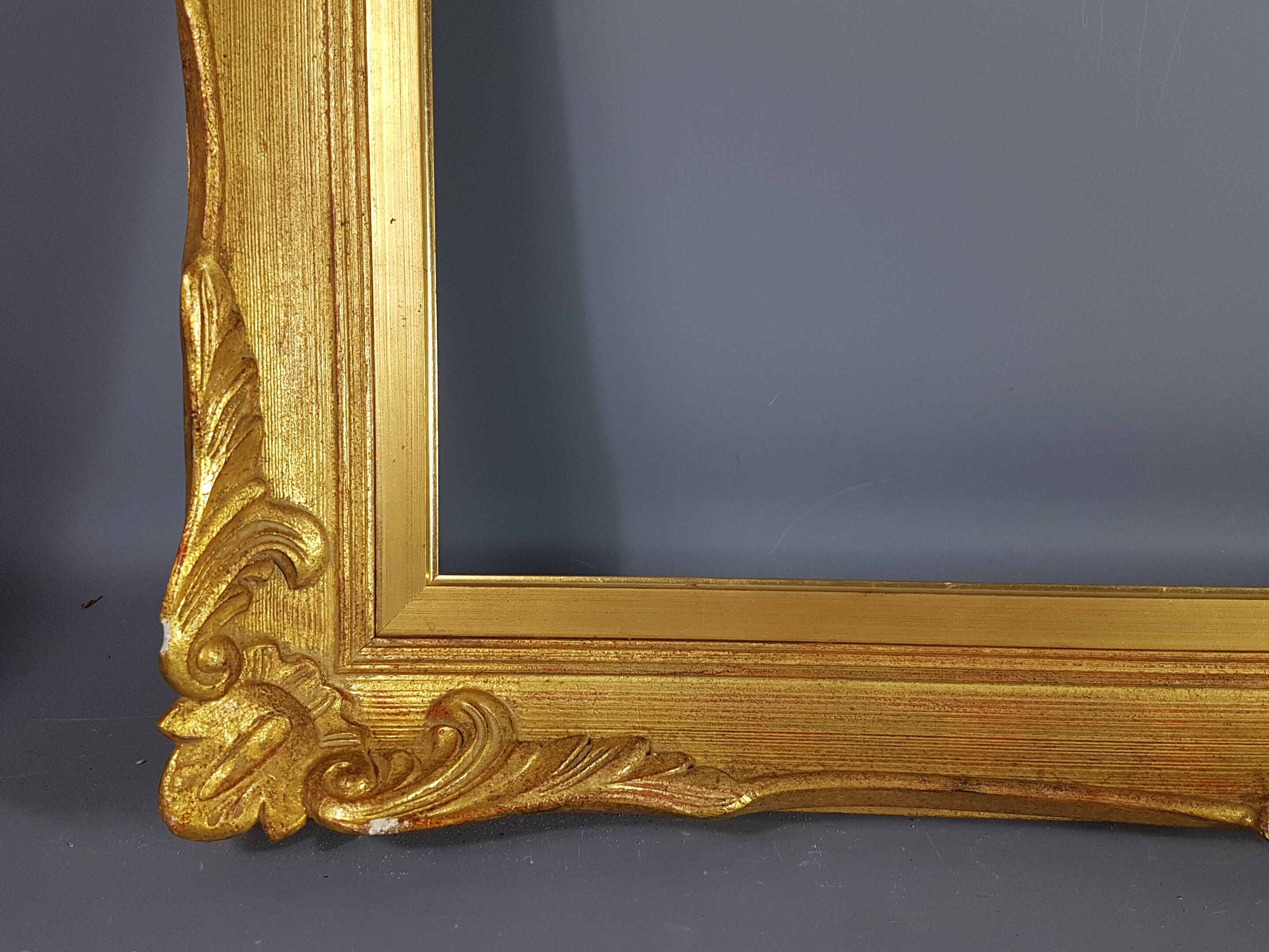 Former Original gold leaf gilding key frame, Style Louis XV 76x61 leafing 61x46.4 cm SB116