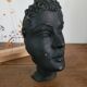 Sculpture visage en céramique noir
