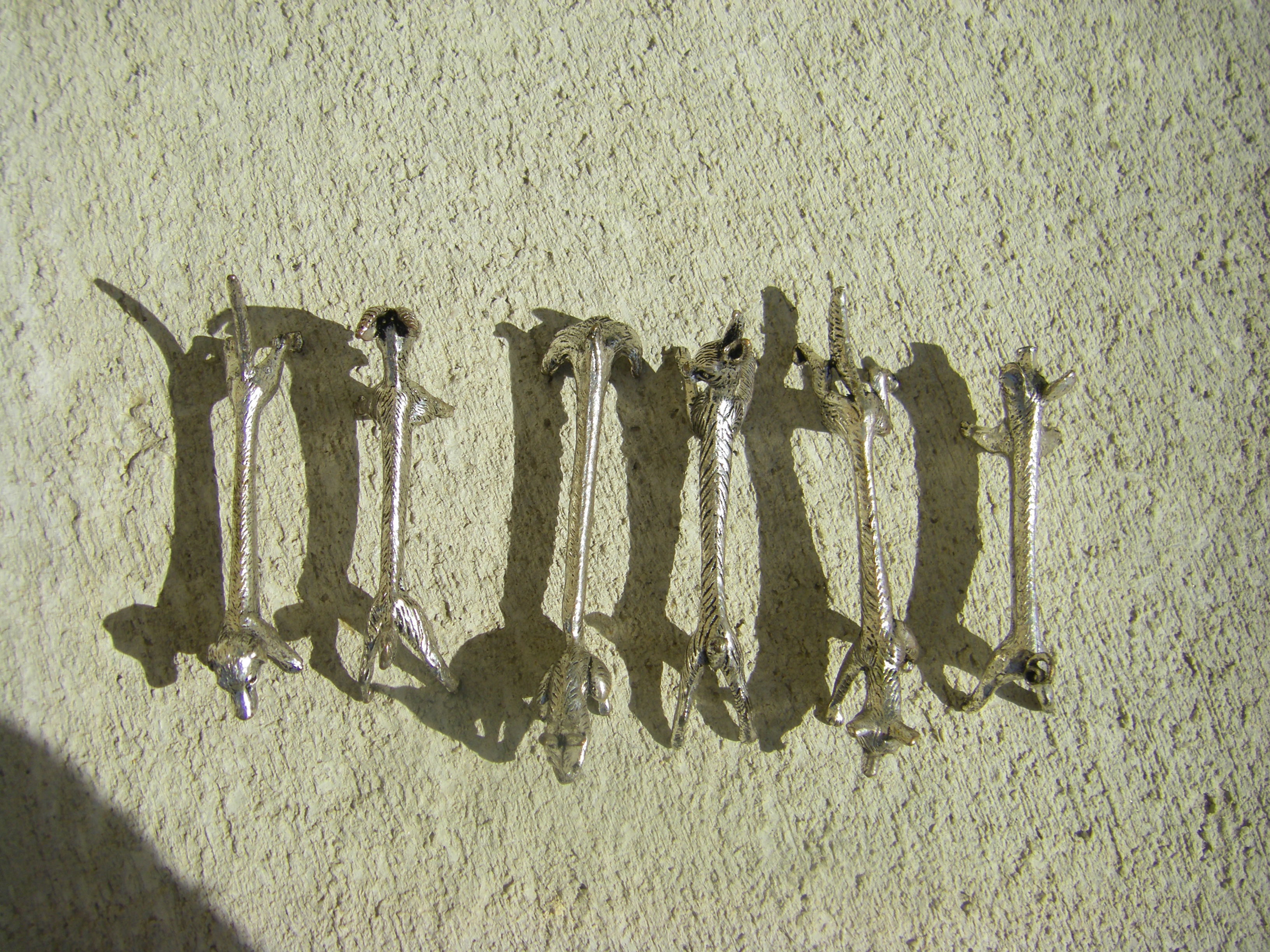 6 animal knife holders