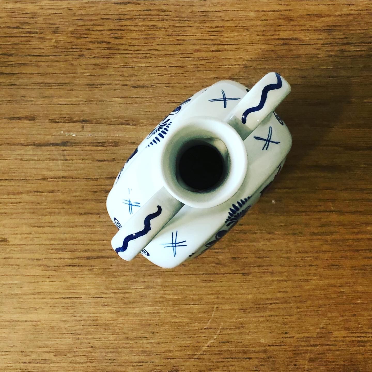 Delft porcelain vase