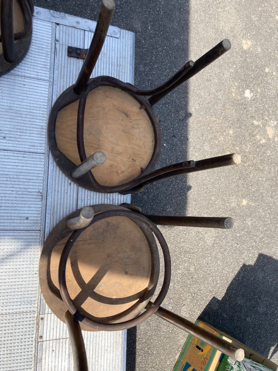 4 curved wooden bistro chairs