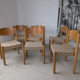 Set of 6 stackable chairs in beech and jute.