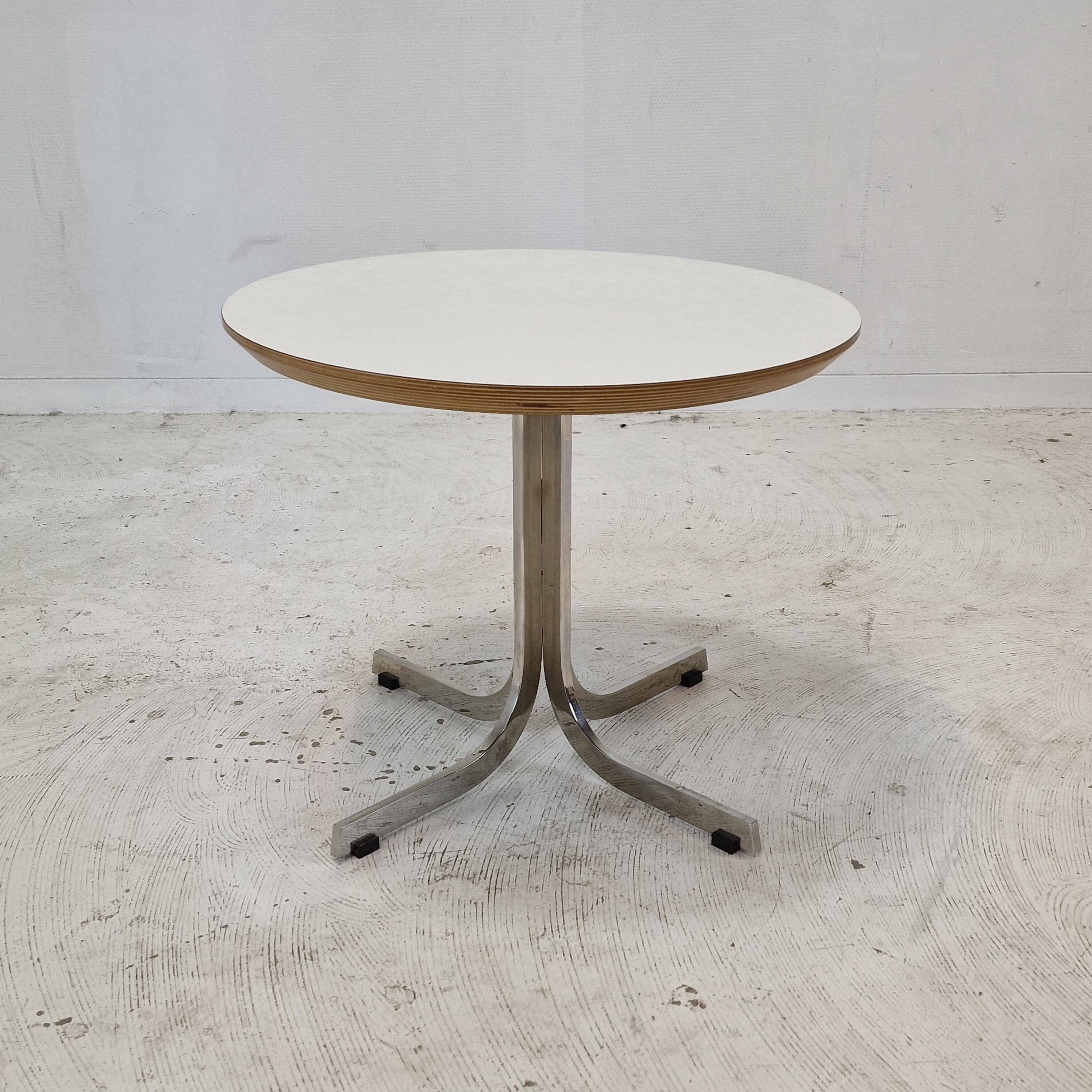 "Circle" Coffee or Side Table by Pierre Paulin for Artifort