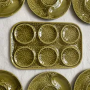 Artichoke service in Gien slipware