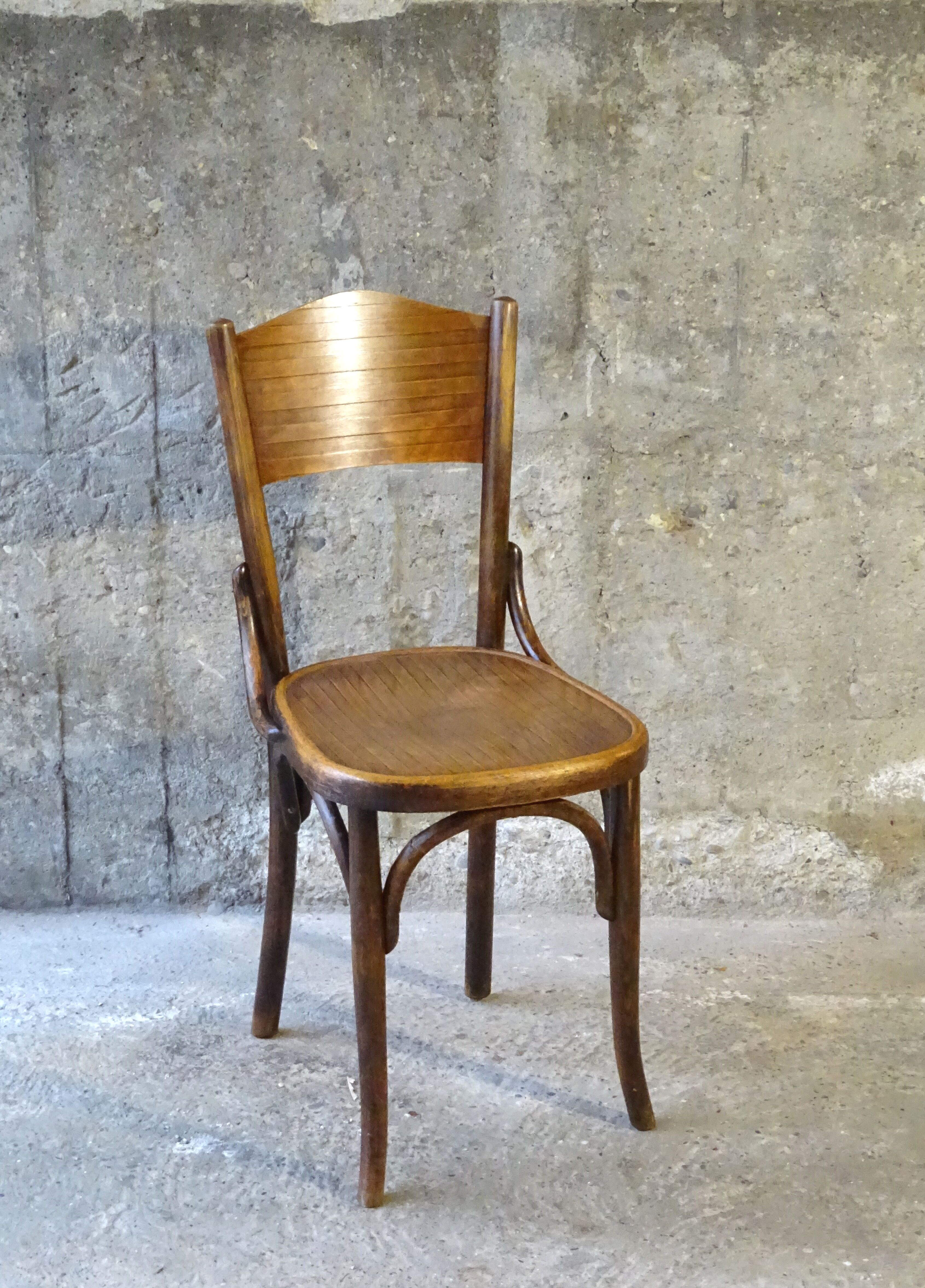 Fischel bistrot chair N°7273, wooden seat, circa 1930