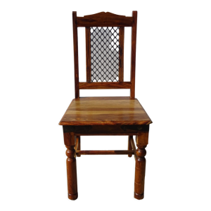 chaise en bois massif