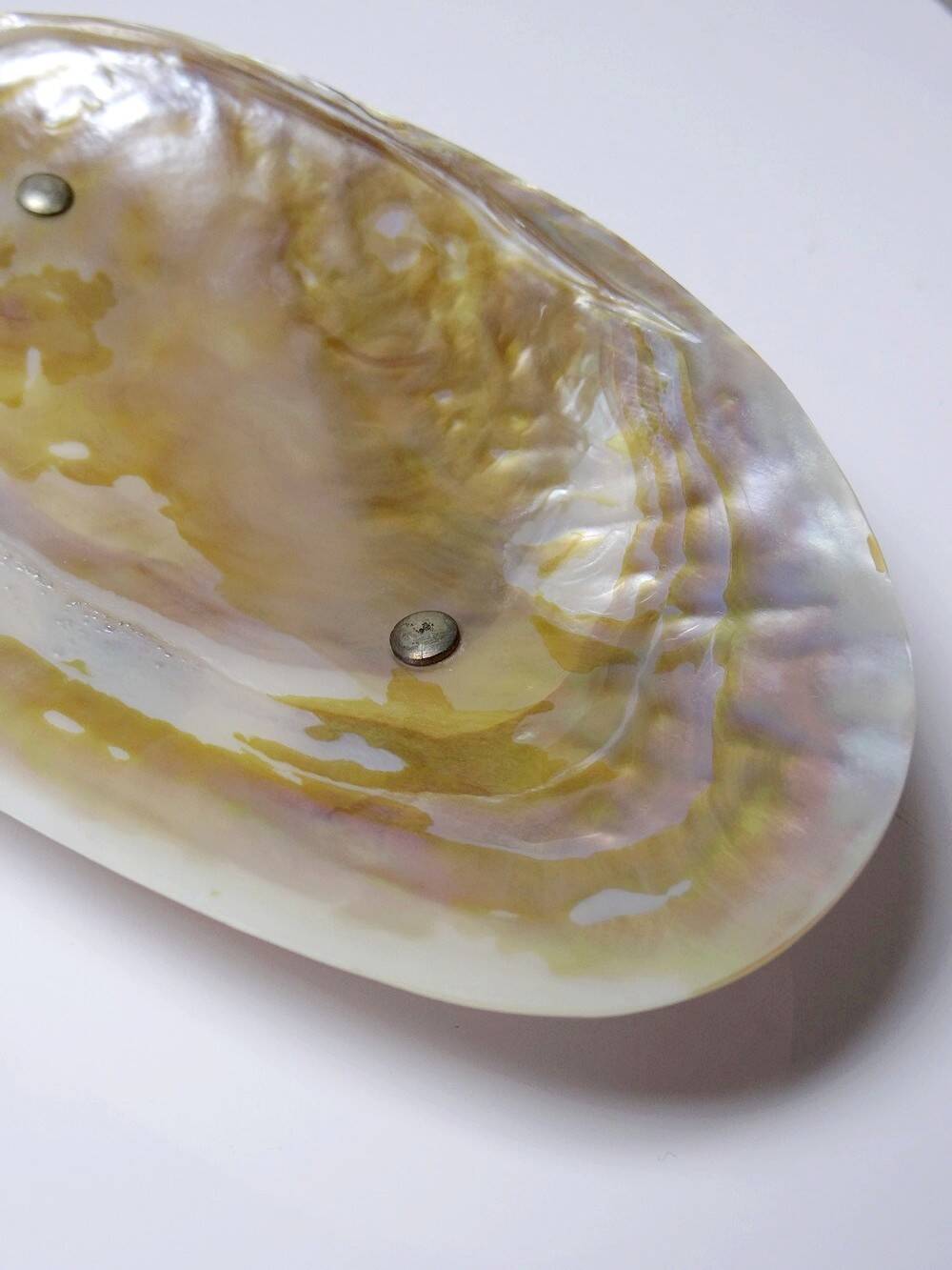 Antique mother-of-pearl tripod bowl empty pocket with silver metal legs